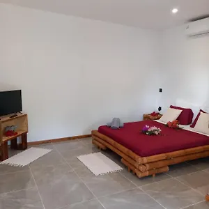  Chalet Terei-here Airport